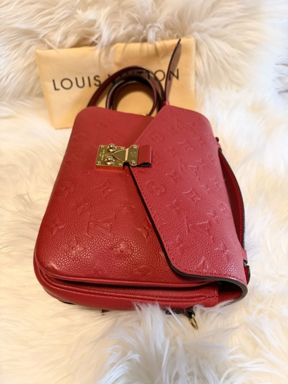 Louis Vuitton Red Empreinte Pochette Métis Satchel with Gold Hardware - Picture 14 of 17